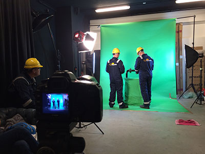 Greenscreen recording of Mourik personnel